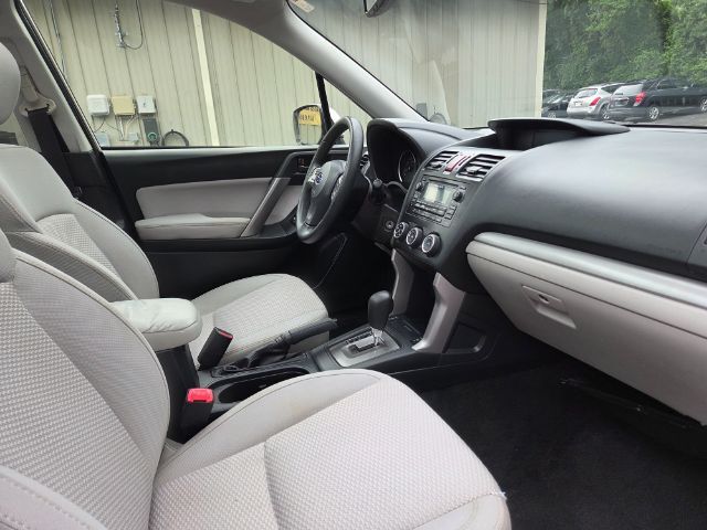 2015 Subaru Forester 2.5i Premium Elgin IL