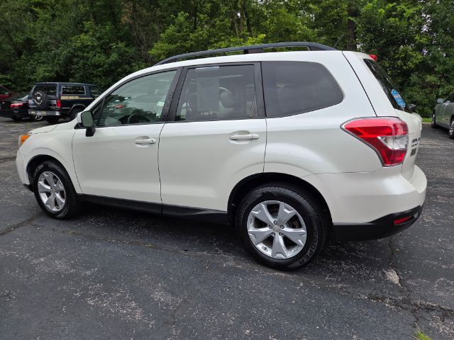 2015 Subaru Forester 2.5i Premium Elgin IL