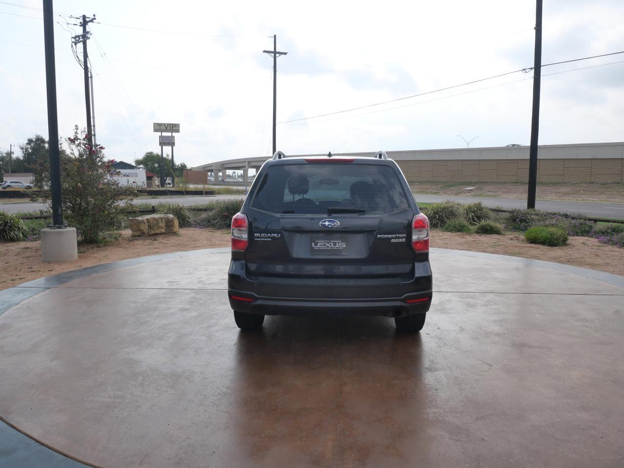 2015 Subaru Forester 2.5i