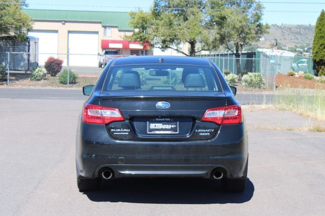 2015 Subaru Legacy 3.6R Klamath Falls OR