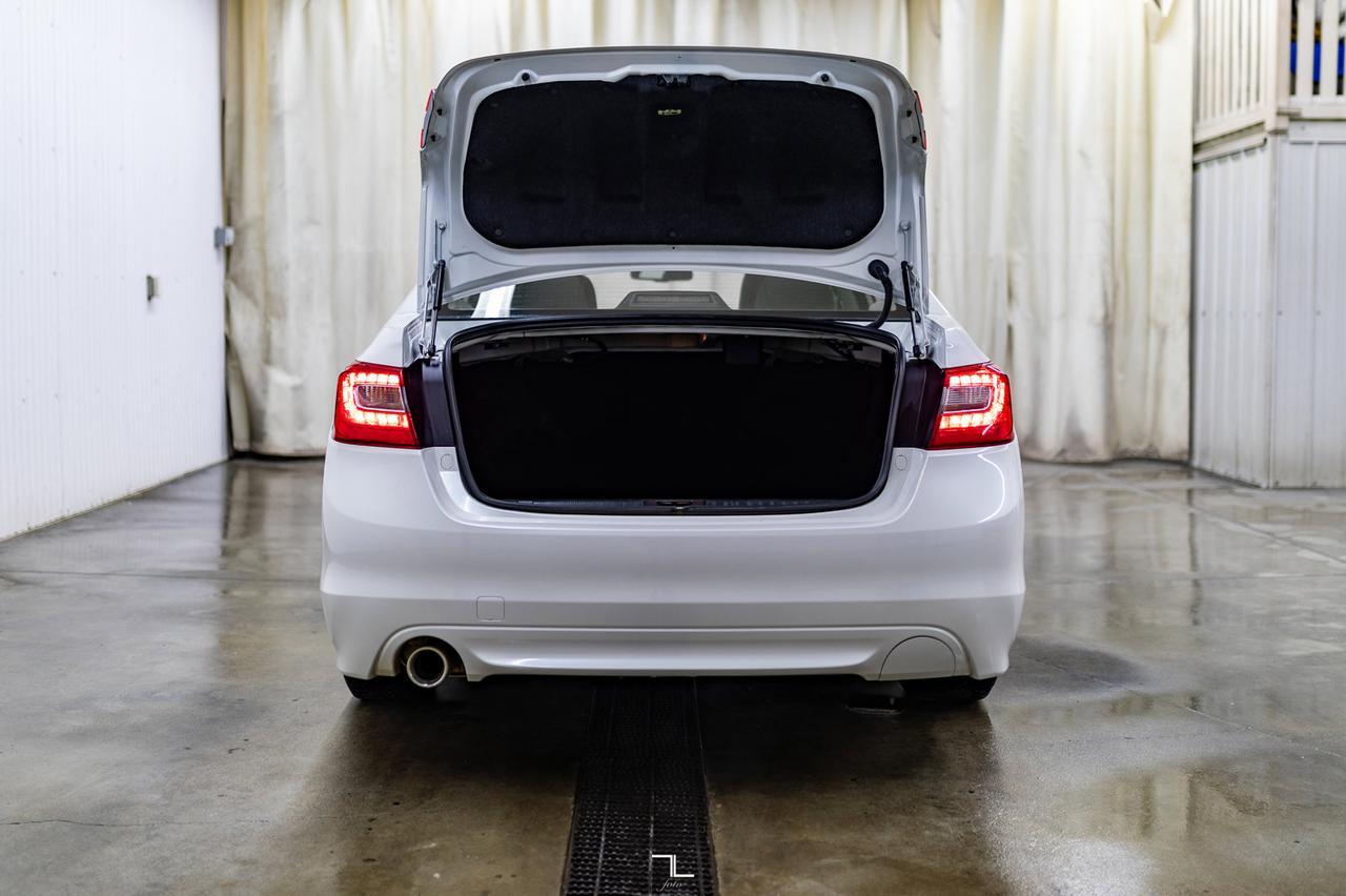 2015 Subaru Legacy AWD Premium Roof BCam Red Deer AB