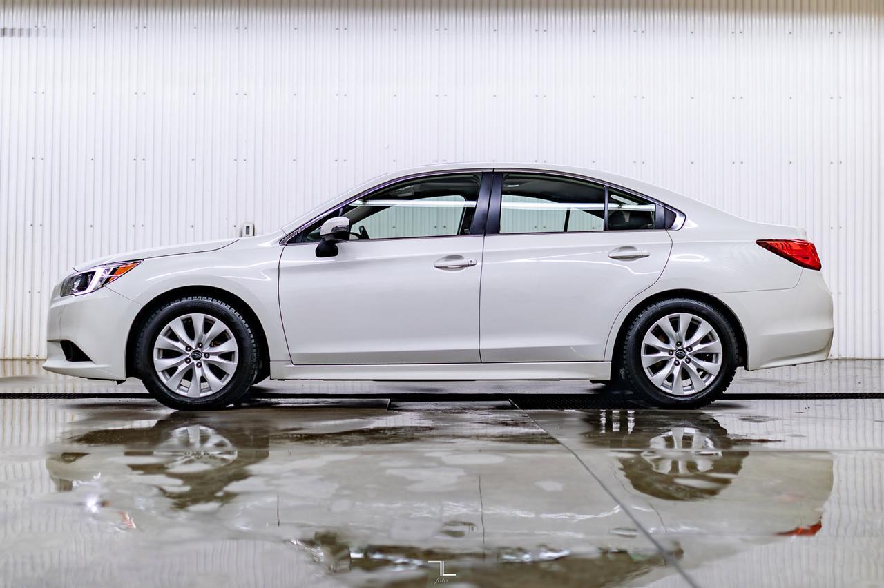 2015 Subaru Legacy AWD Premium Roof BCam Red Deer AB