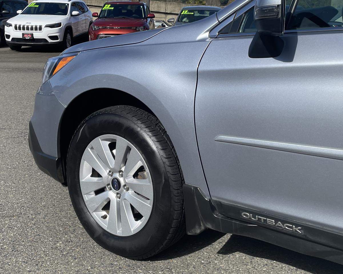 2015 Subaru Outback 2.5i Premium Wagon 4D