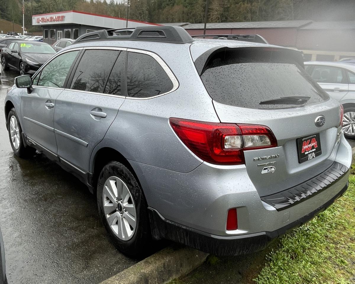 2015 Subaru Outback 2.5i Premium Wagon 4D