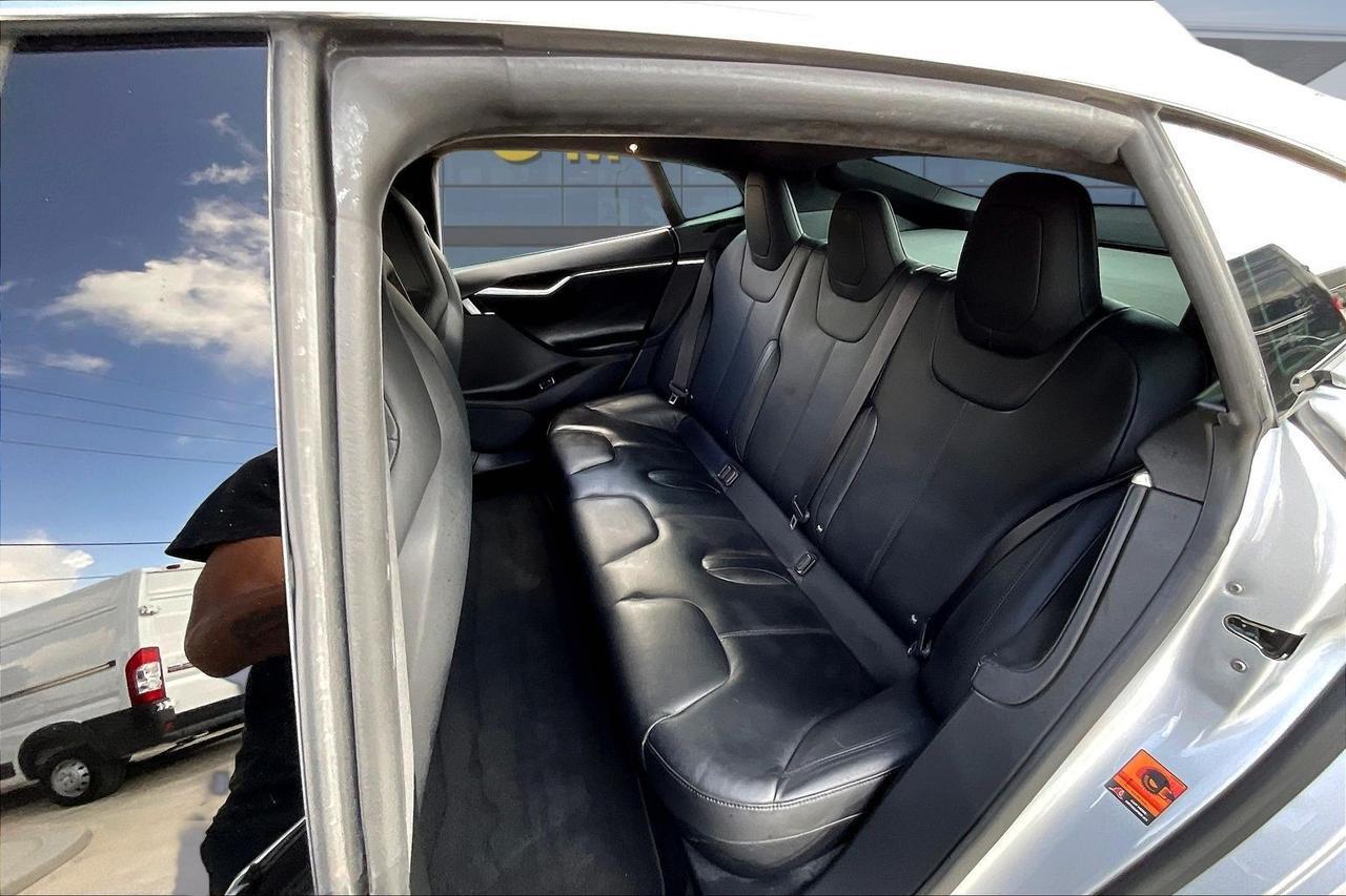 2015 TESLA MODEL S 70D Houston TX