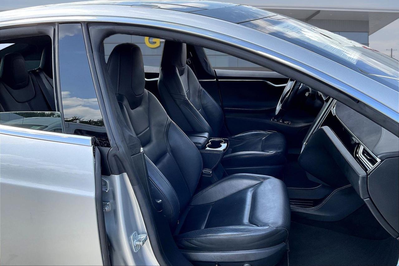 2015 TESLA MODEL S 70D Houston TX
