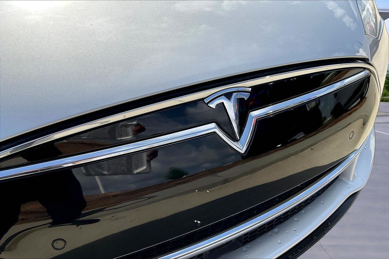 2015 TESLA MODEL S 70D Houston TX