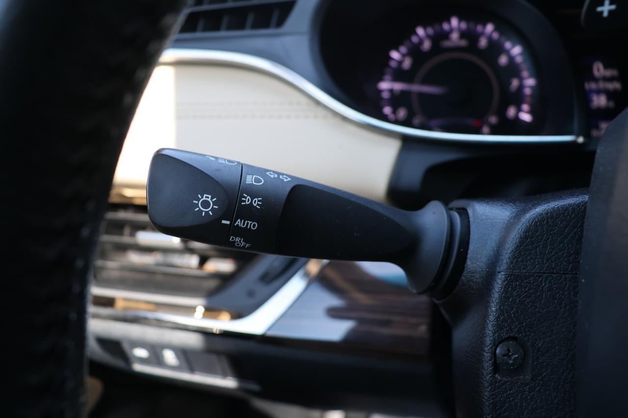 2015 TOYOTA AVALON XLE Houston TX