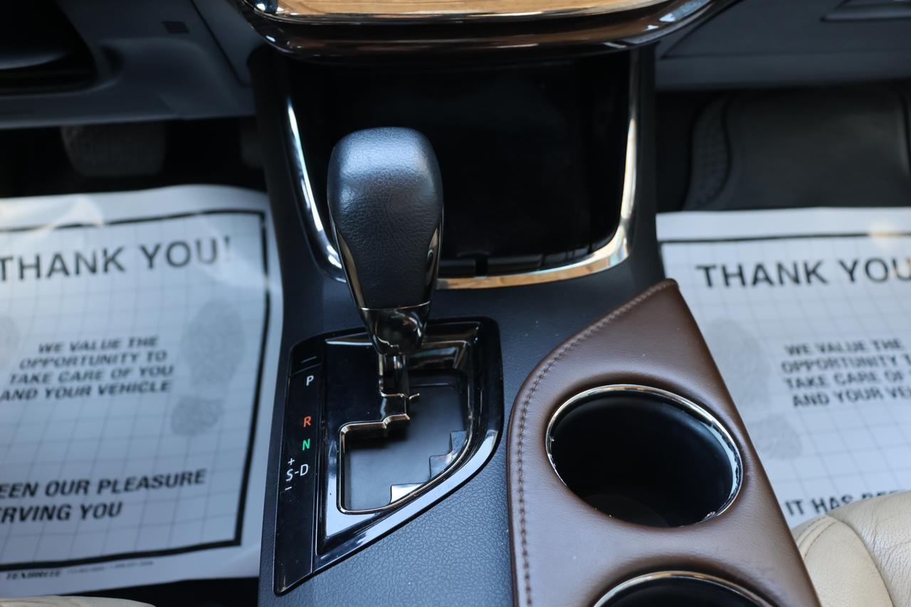 2015 TOYOTA AVALON XLE Houston TX