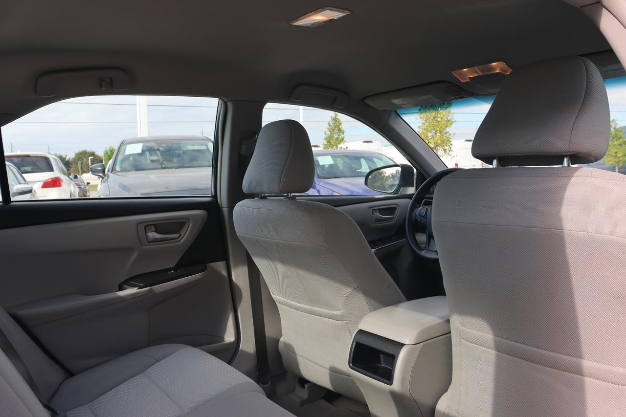 2015 TOYOTA CAMRY LE Houston TX