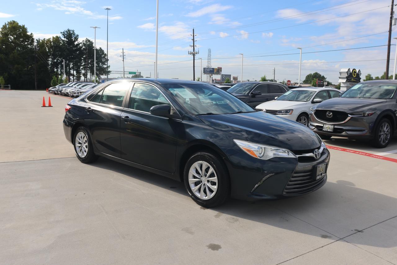 2015 TOYOTA CAMRY LE Houston TX