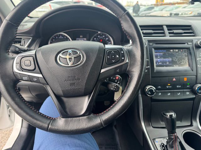 2015 TOYOTA CAMRY SE Grand Prairie TX