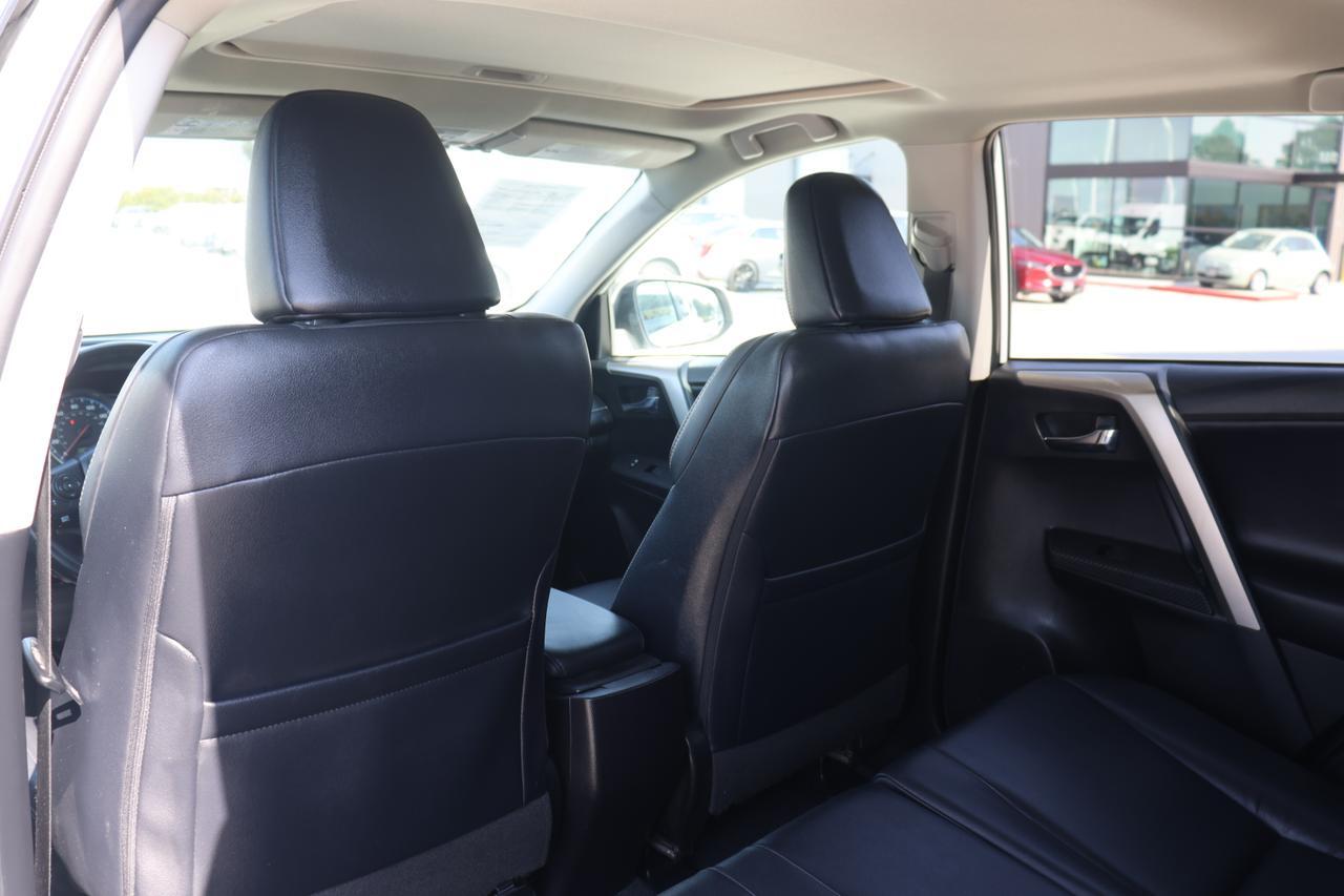 2015 TOYOTA RAV4 LIMITED Houston TX