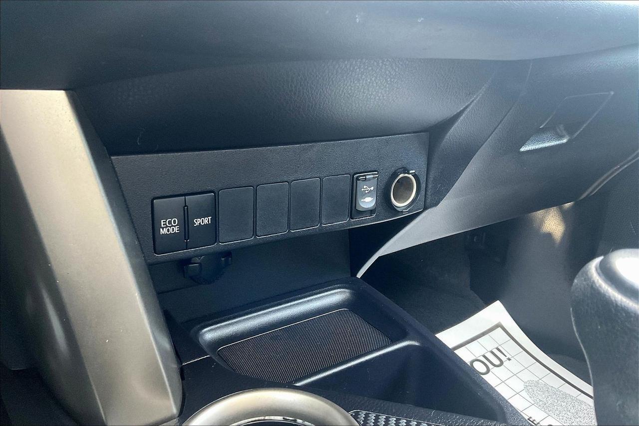 2015 TOYOTA RAV4 XLE Houston TX