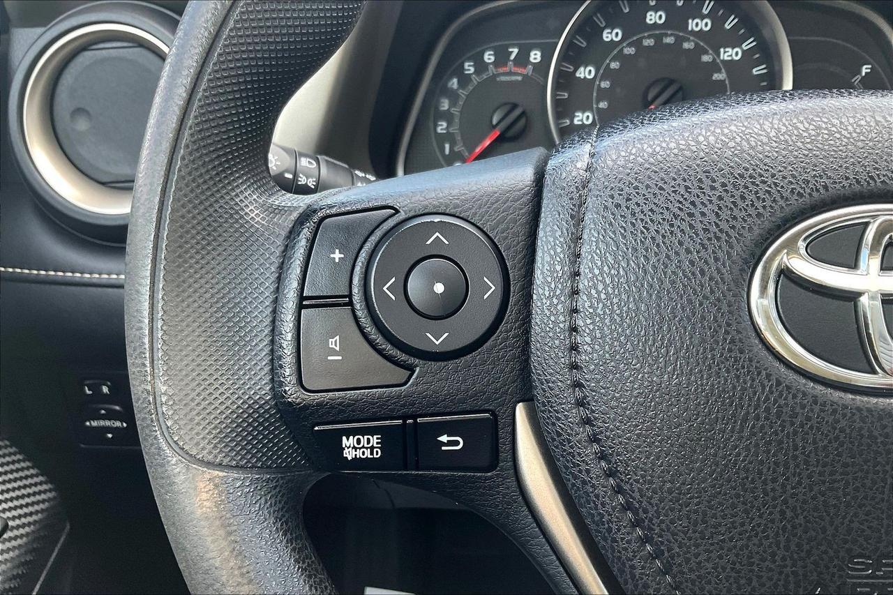 2015 TOYOTA RAV4 XLE Houston TX