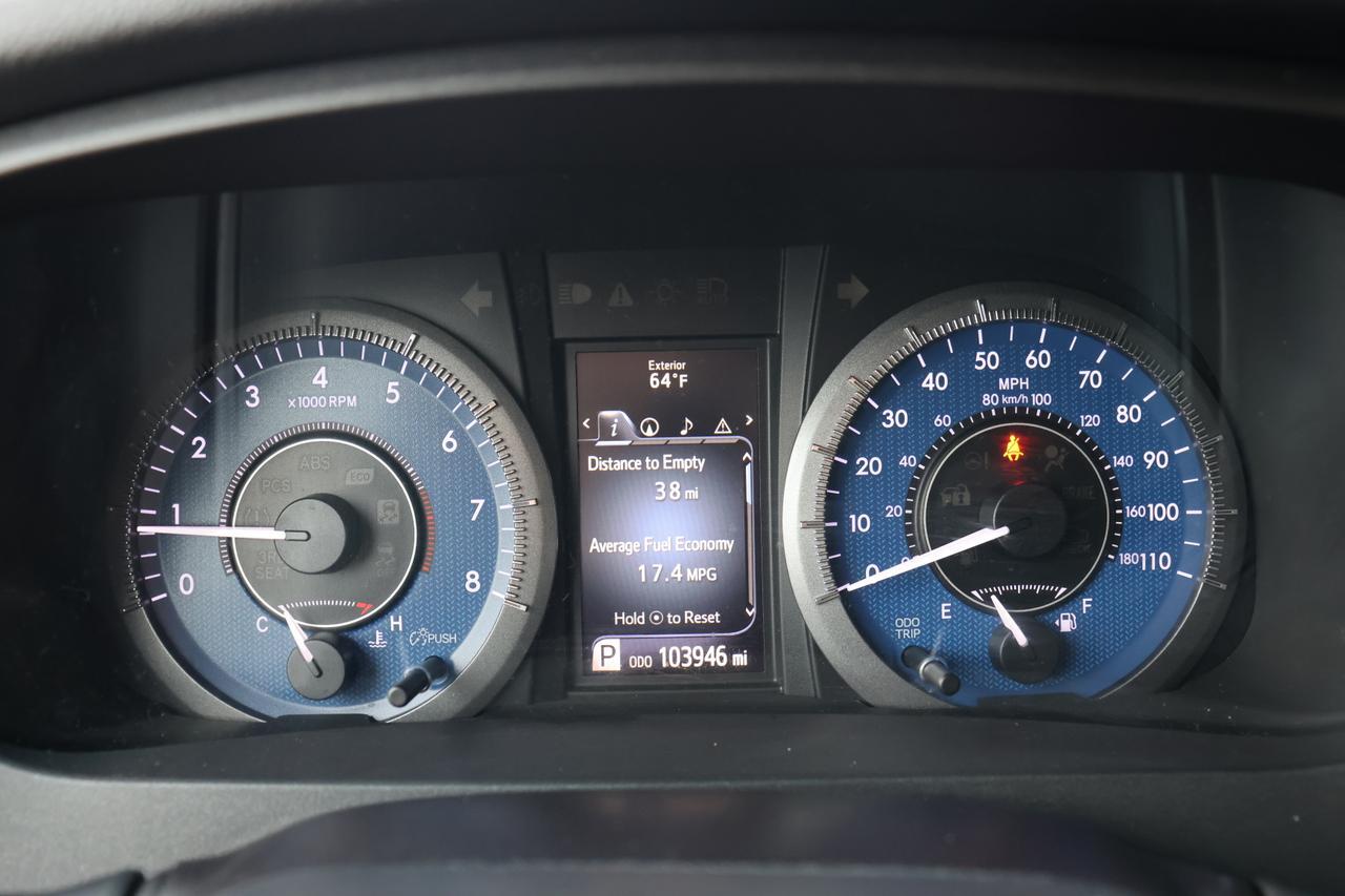 2015 TOYOTA SIENNA XLE Houston TX