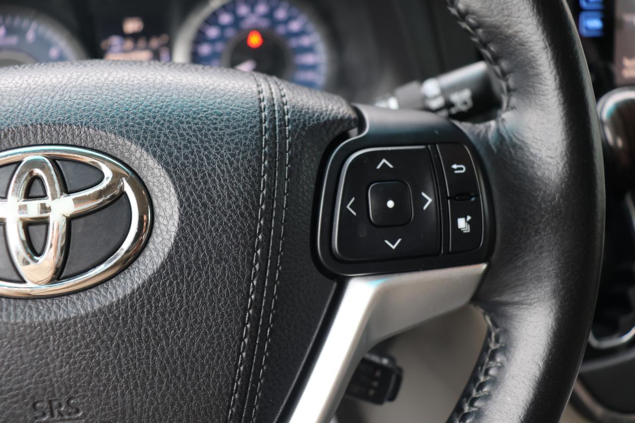 2015 TOYOTA SIENNA XLE Houston TX