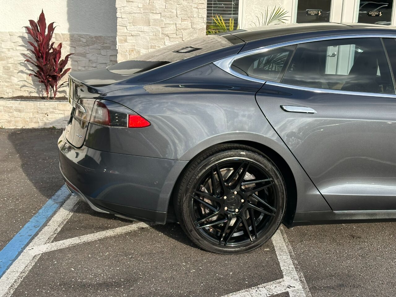 2015 Tesla Model S 4dr Sdn AWD 85D Jacksonville FL