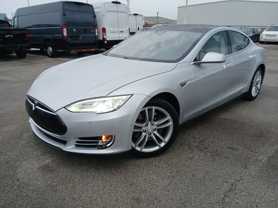 2015 Tesla Model S 60 Sedan 4D