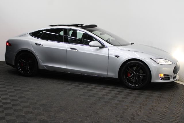 2015 Tesla Model S 85