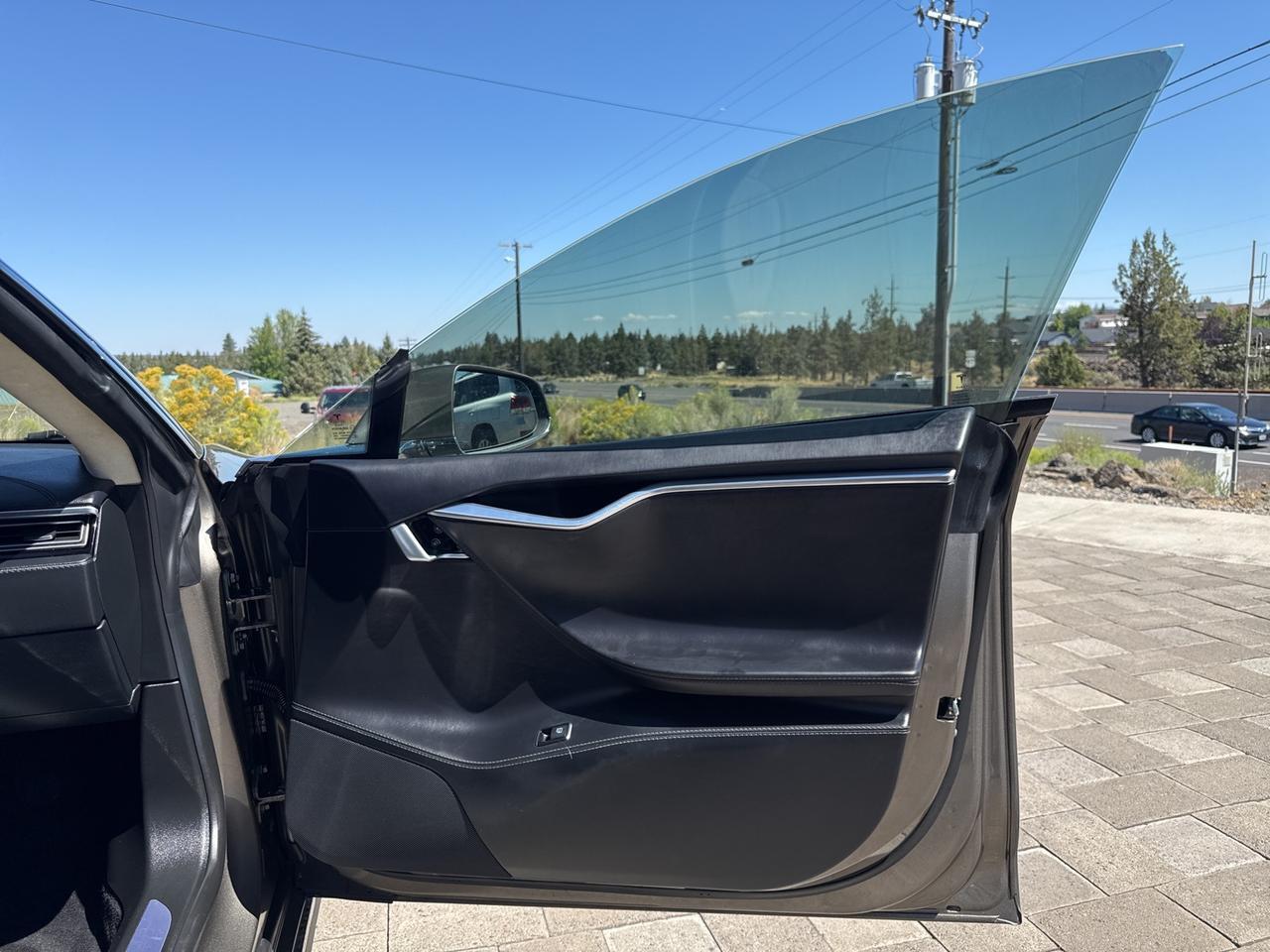 2015 Tesla Model S 85D Bend OR
