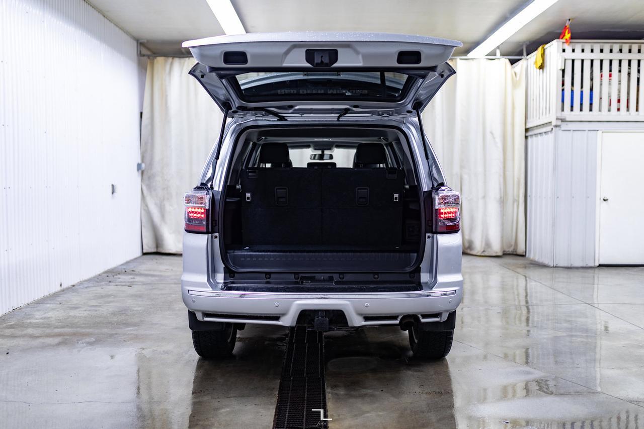 2015 Toyota 4Runner 4x4 Limited Leather Roof Nav BCam Red Deer AB