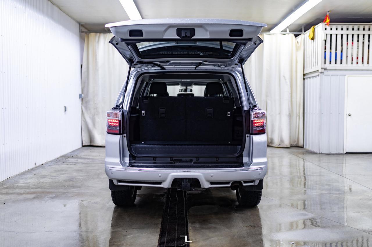 2015 Toyota 4Runner 4x4 Limited Leather Roof Nav BCam Red Deer AB