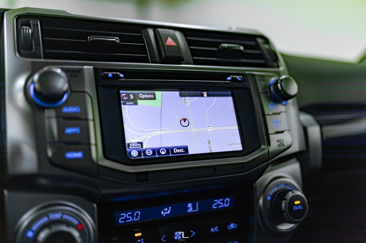 2015 Toyota 4Runner 4x4 Limited Leather Roof Nav BCam Red Deer AB