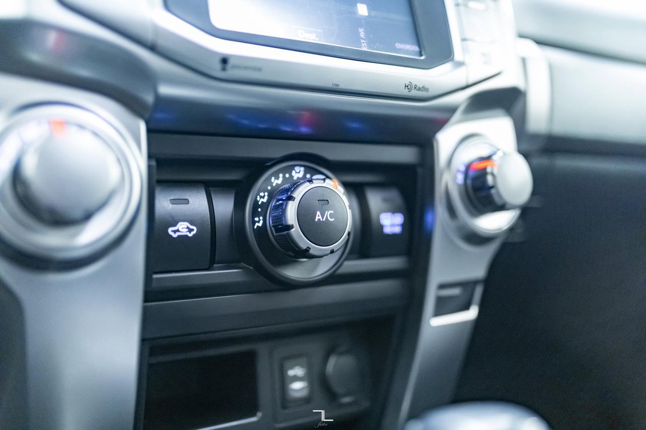 2015 Toyota 4Runner 4x4 SR5 Leather Roof Nav BCam Red Deer AB