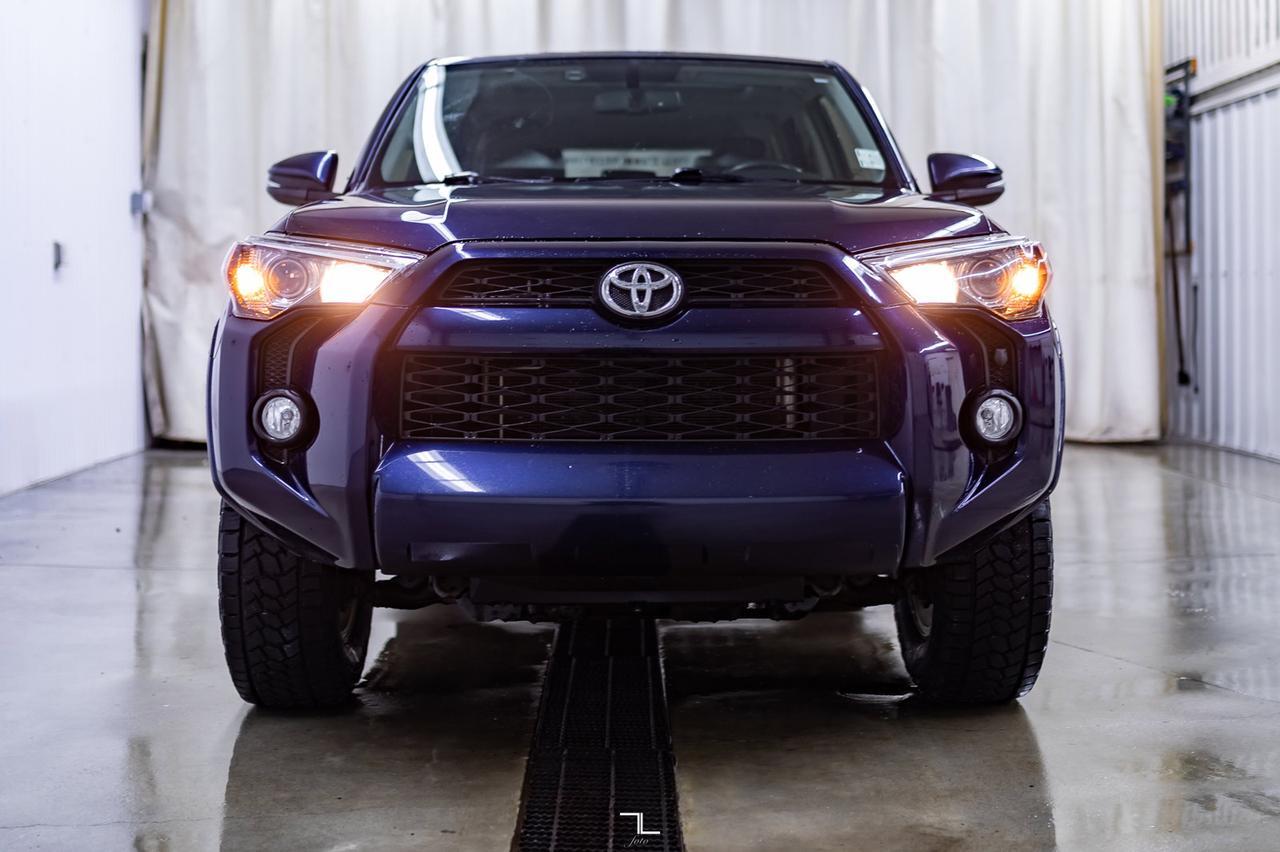 2015 Toyota 4Runner 4x4 SR5 Leather Roof Nav BCam Red Deer AB