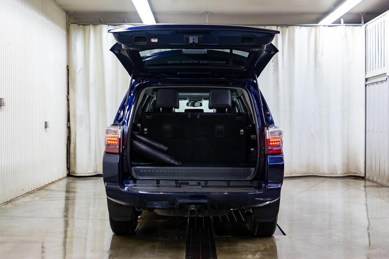 2015 Toyota 4Runner AWD SR5 Leather Roof Nav Red Deer AB