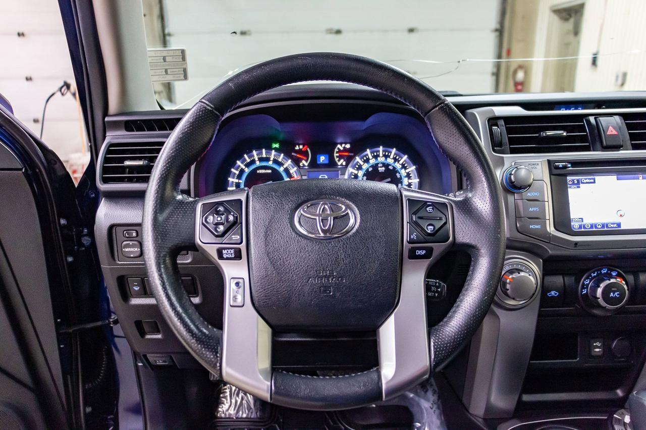 2015 Toyota 4Runner AWD SR5 Leather Roof Nav Red Deer AB