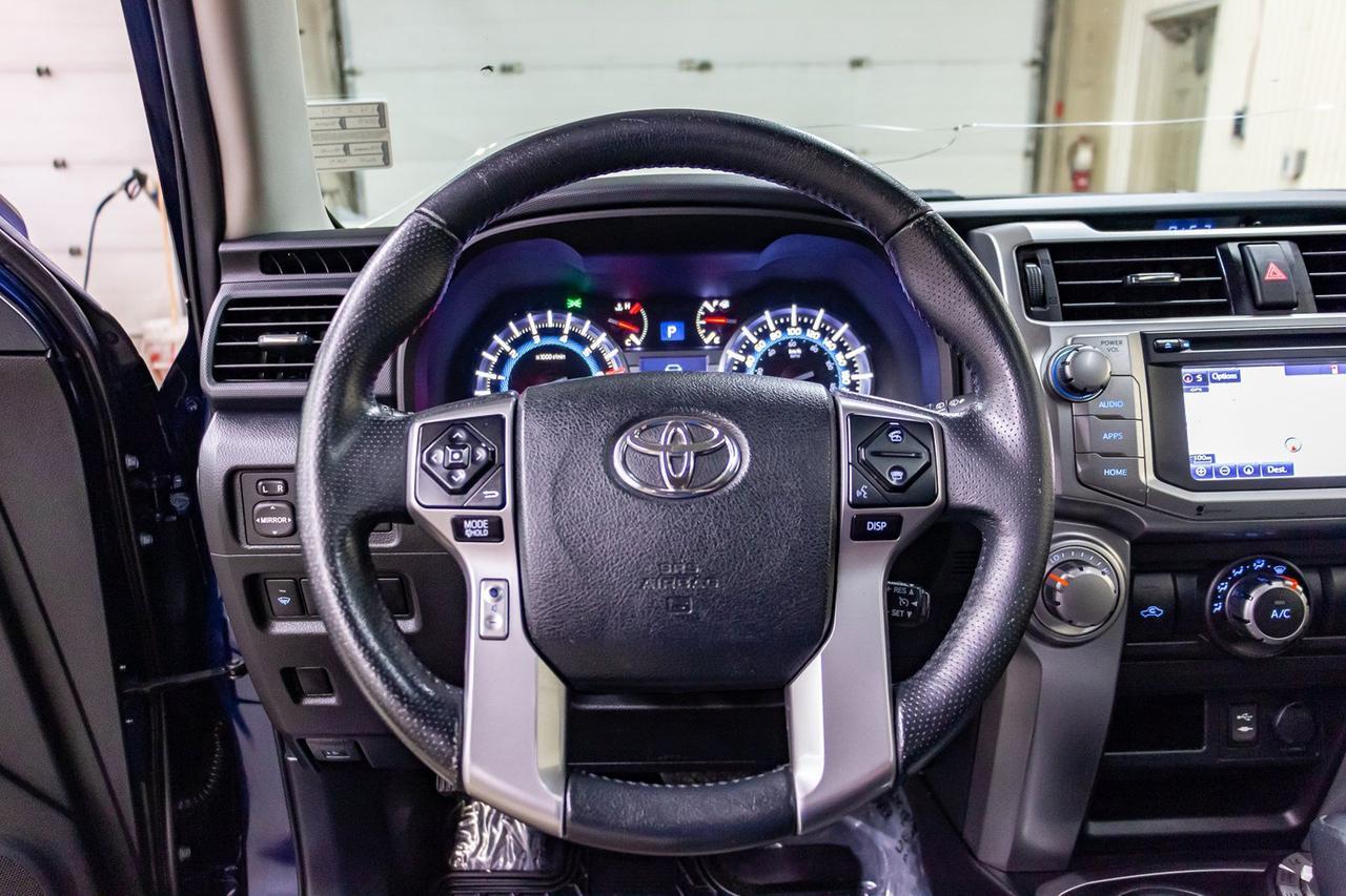 2015 Toyota 4Runner AWD SR5 Leather Roof Nav Red Deer AB