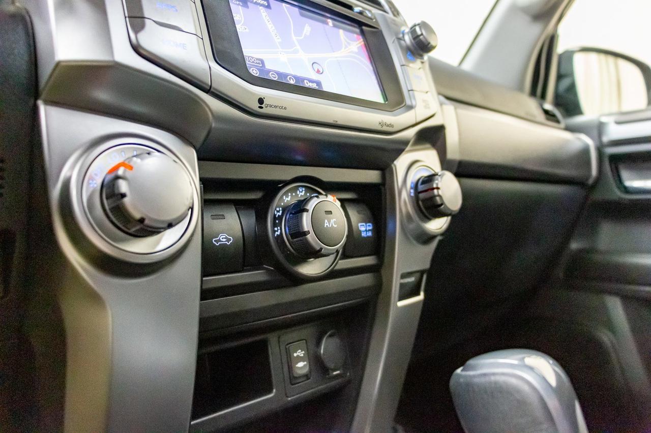 2015 Toyota 4Runner AWD SR5 Leather Roof Nav Red Deer AB