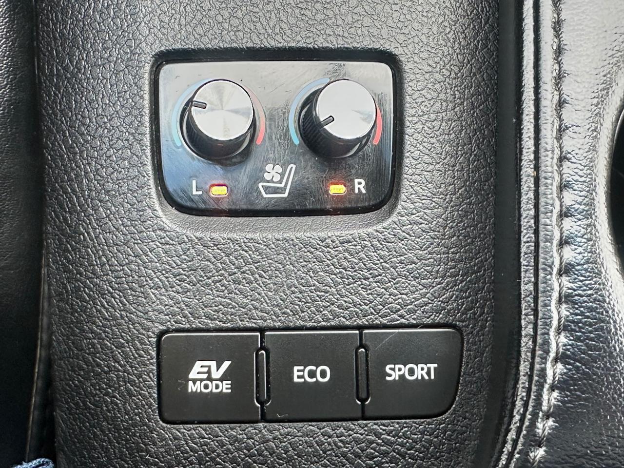 2015 Toyota Avalon Hybrid Limited Austin TX
