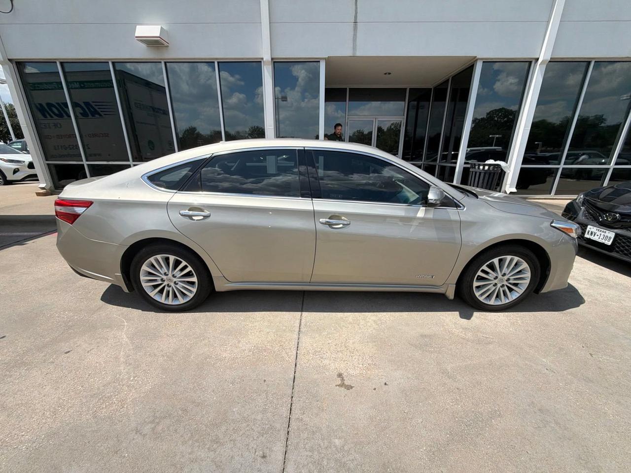 2015 Toyota Avalon Hybrid XLE Touring Hurst TX