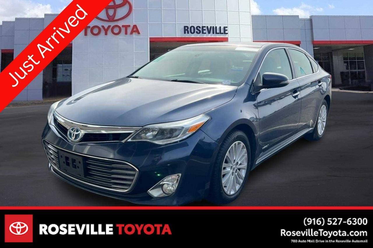 2015 Toyota Avalon Hybrid XLE Touring