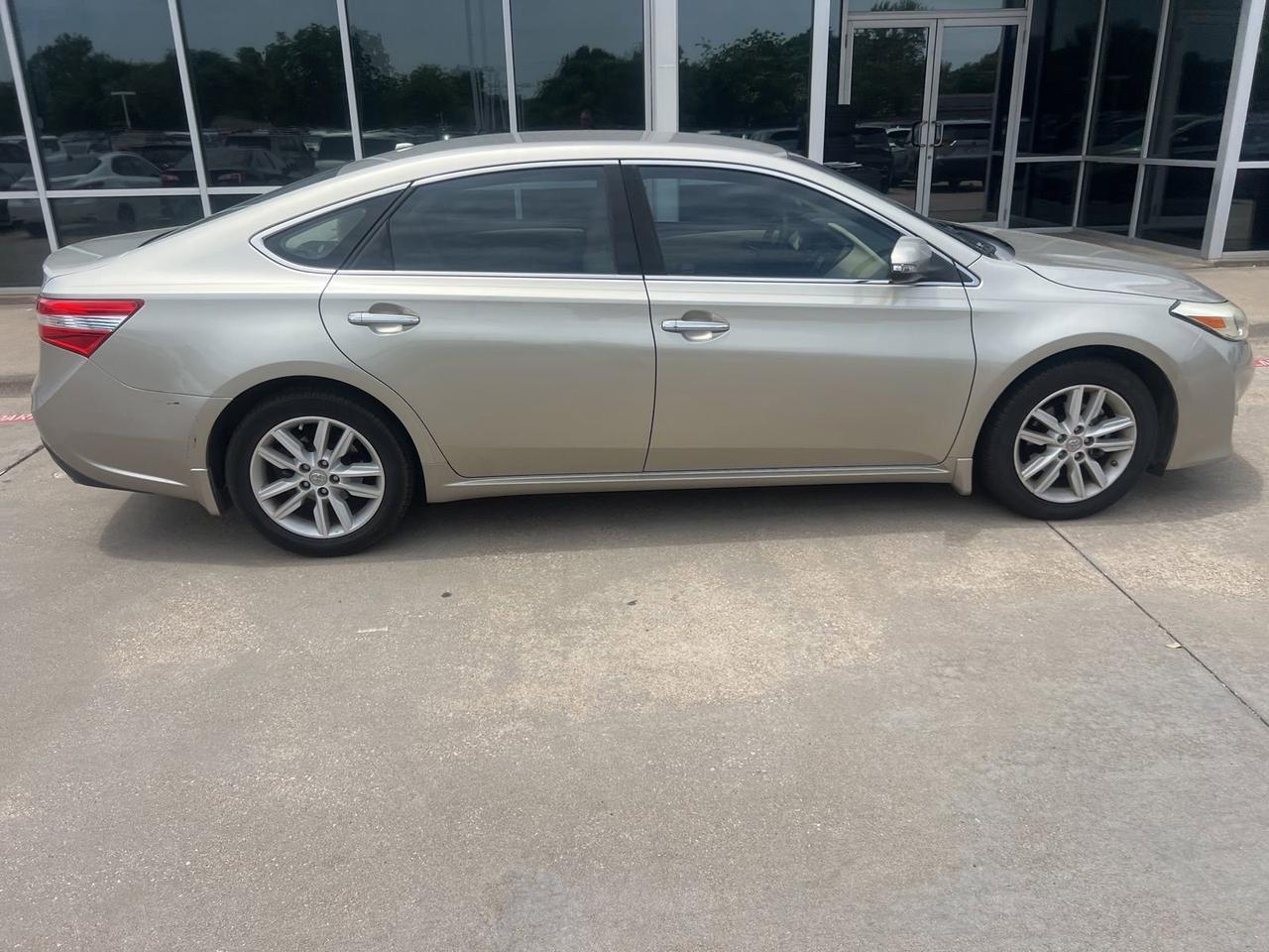 2015 Toyota Avalon XLE Hurst TX