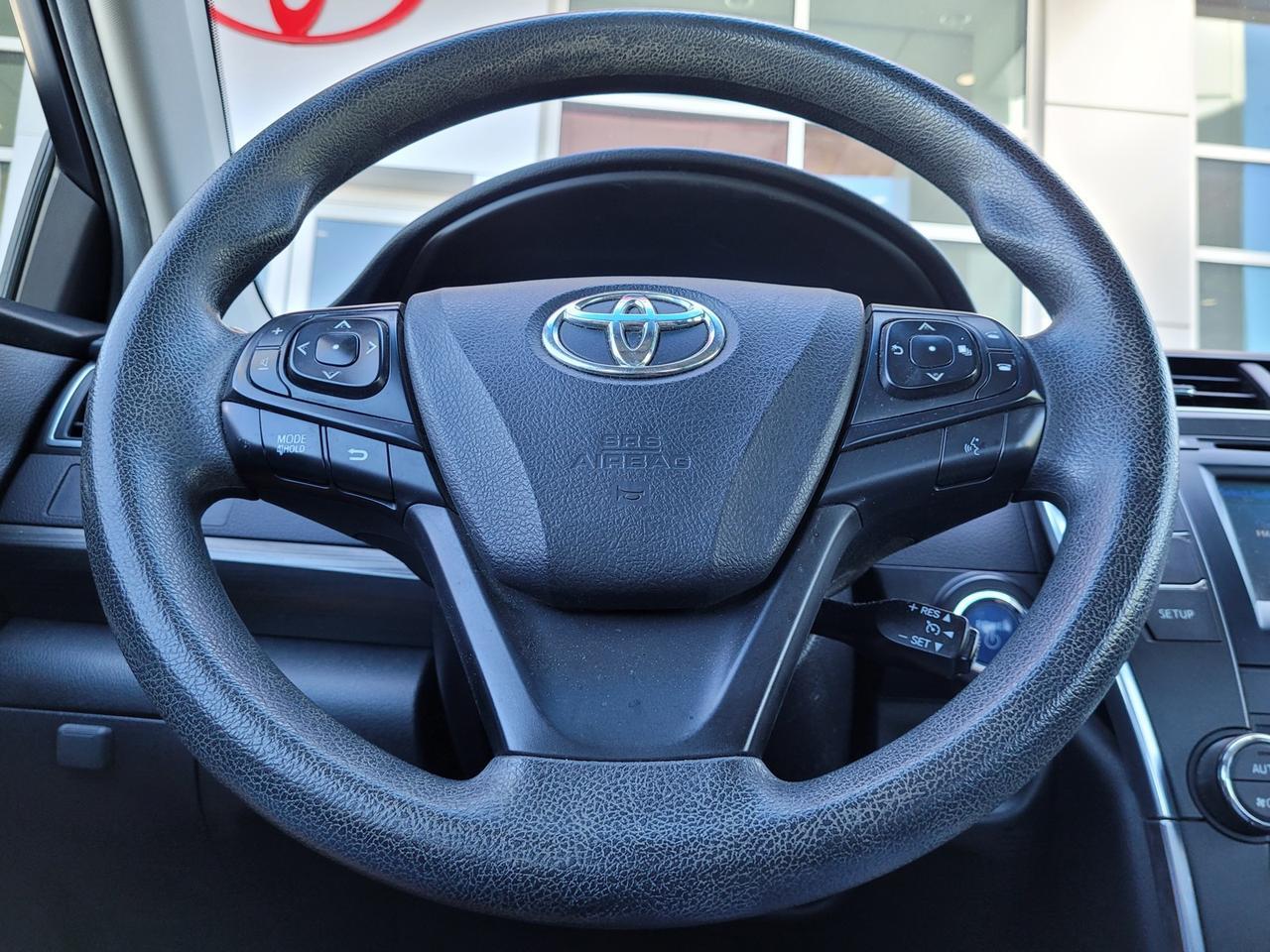 2015 Toyota CAMRY HYBRID LE Vacaville CA