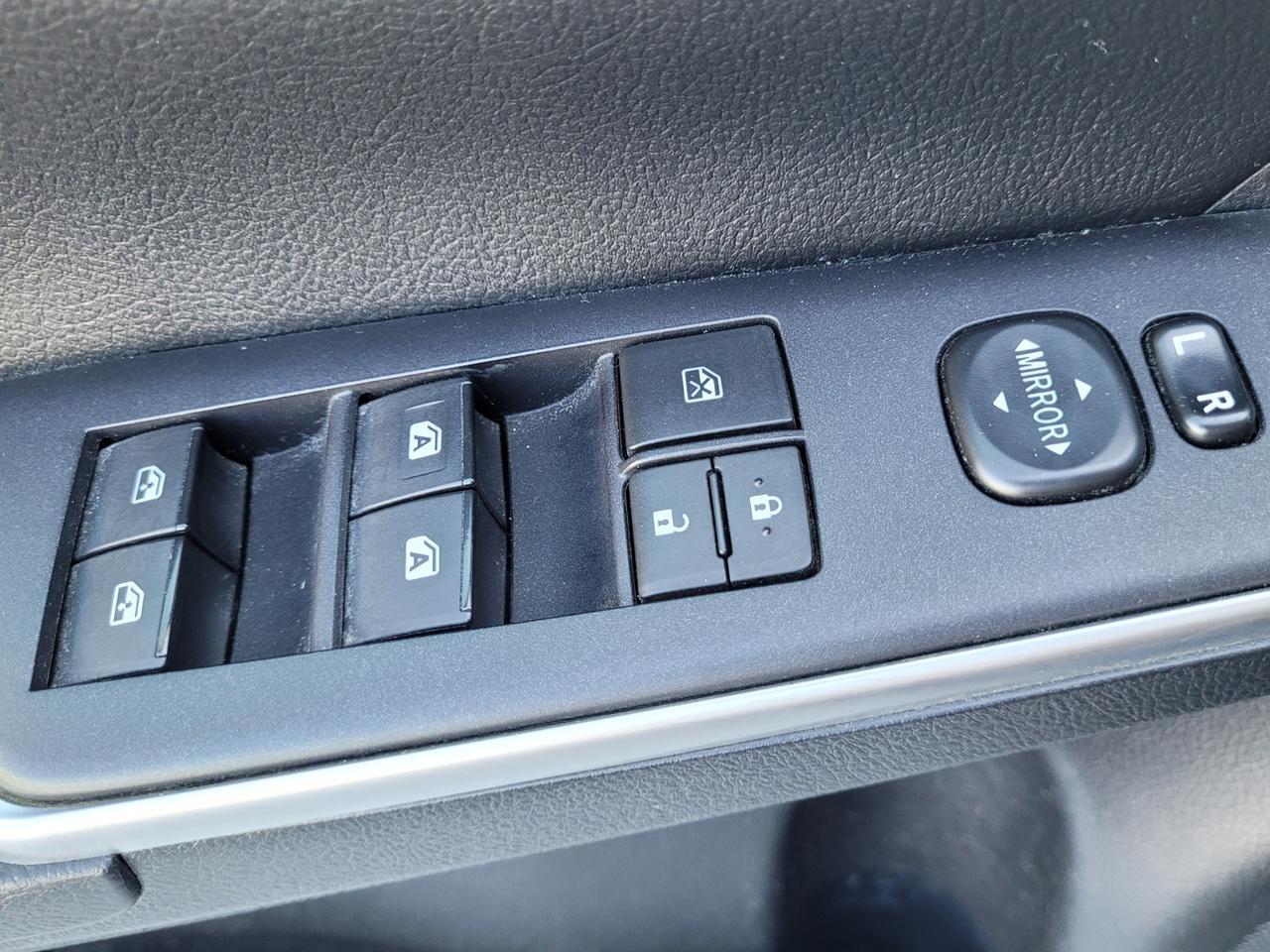 2015 Toyota CAMRY HYBRID LE Vacaville CA