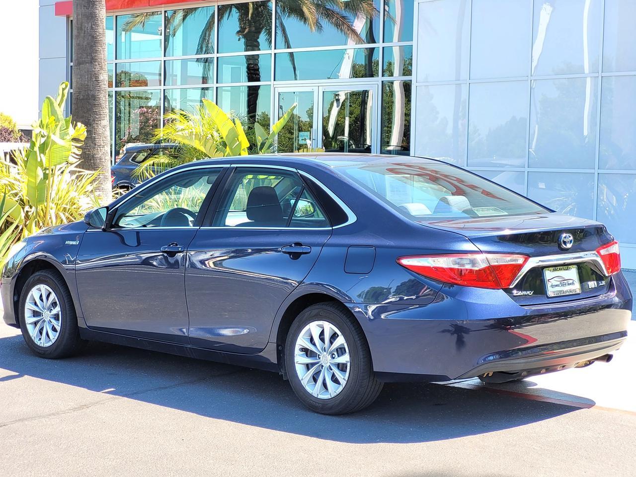 2015 Toyota CAMRY HYBRID LE Vacaville CA