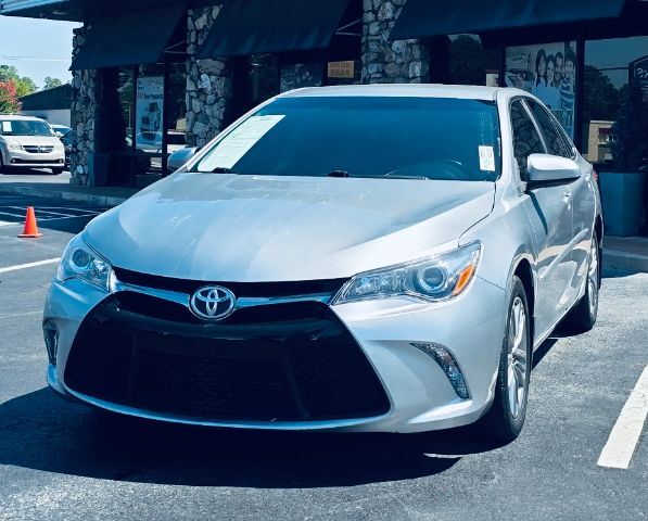 2015 Toyota Camry - SD/ SAR SE