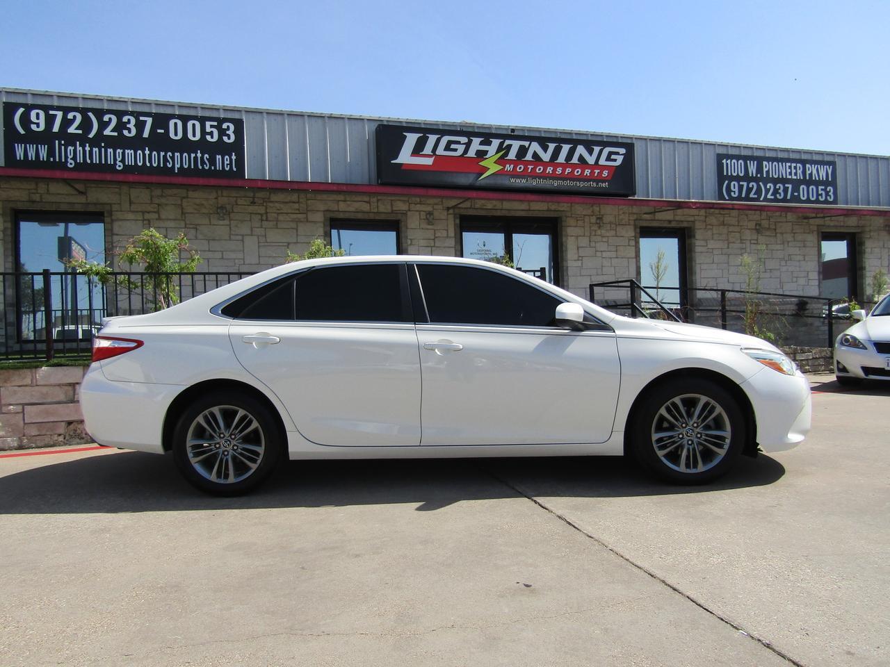 2015 Toyota Camry 4dr Sdn I4 Auto XLE (Natl) Grand Prairie TX