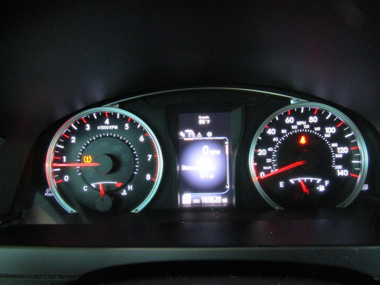 2015 Toyota Camry 4dr Sdn I4 Auto XLE (Natl) Grand Prairie TX