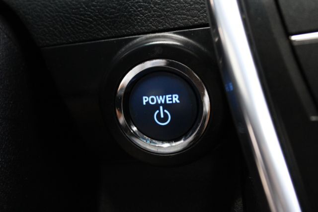 2015 Toyota Camry Hybrid LE Chantilly VA