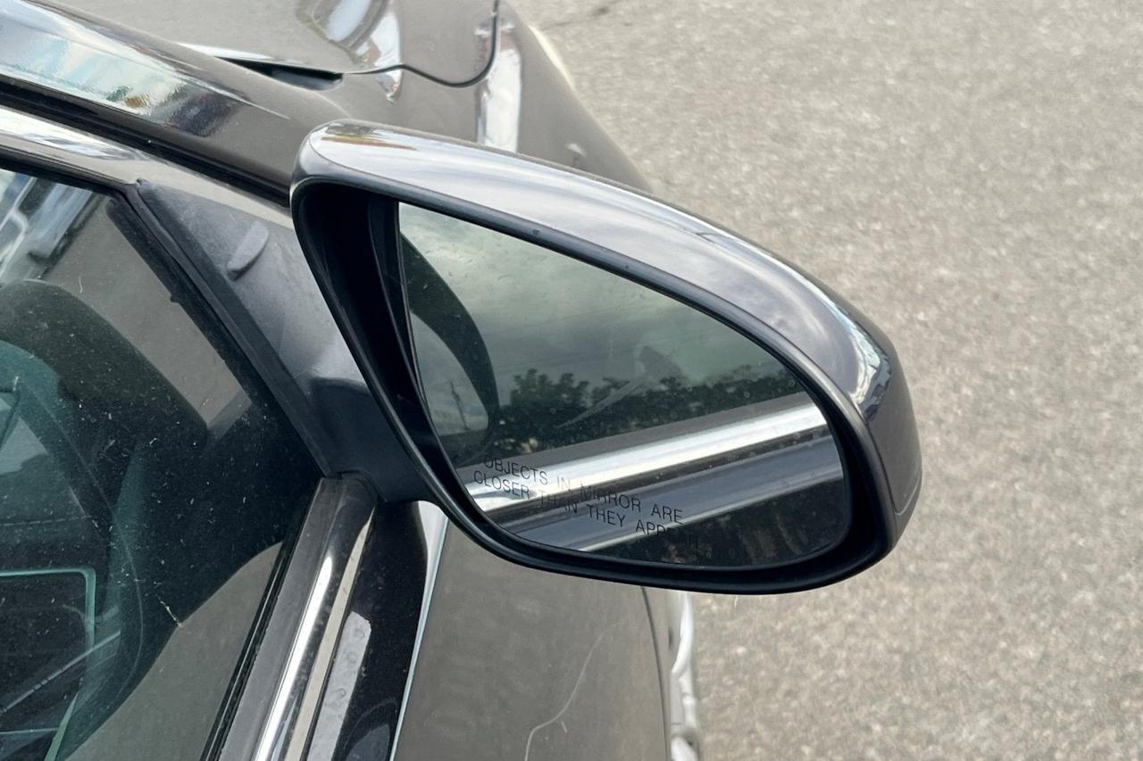 2015 Toyota Camry Hybrid LE Roseville CA