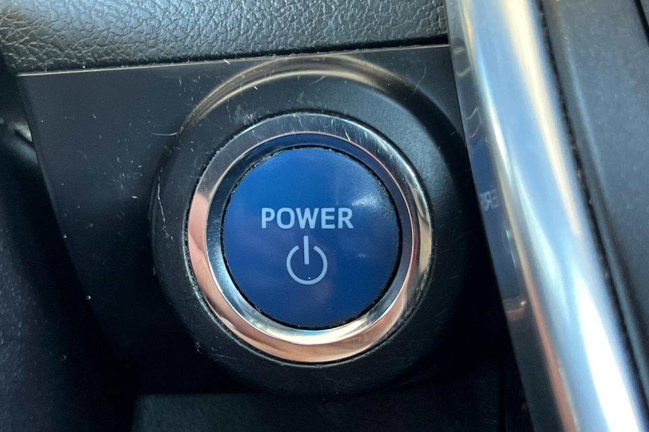 2015 Toyota Camry Hybrid SE Roseville CA