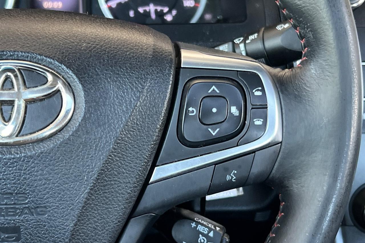 2015 Toyota Camry Hybrid SE Roseville CA