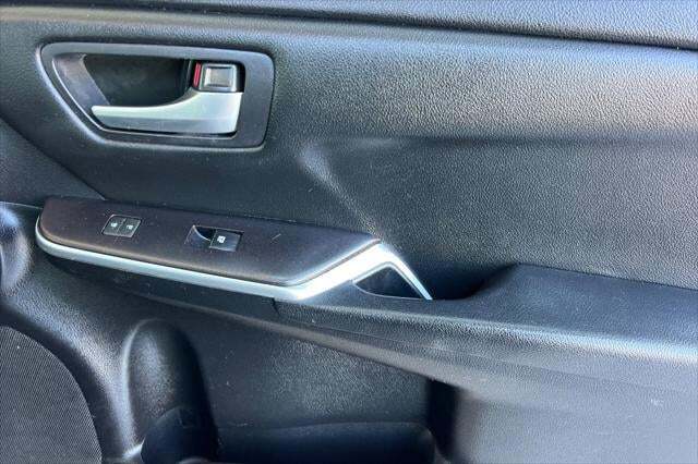 2015 Toyota Camry Hybrid SE Roseville CA