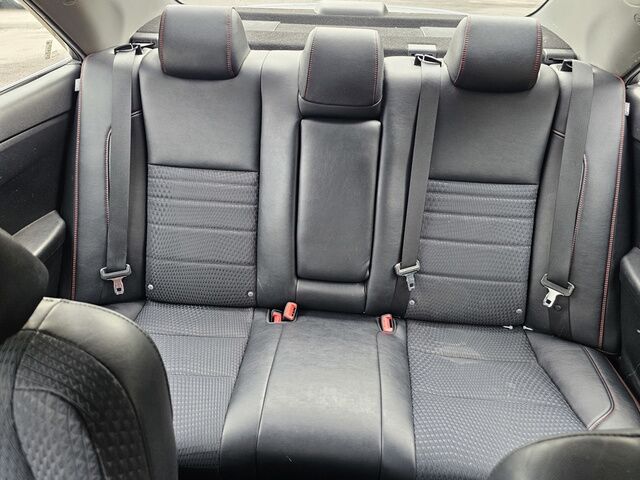 2015 Toyota Camry LE Morrow GA